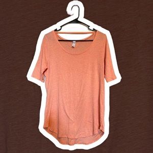 Under Armour semi-fitted top